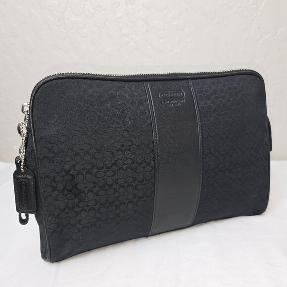 Coach F05094 Black Signature C Jacquard Canvas Cosmetic Case Dopp Kit Pouch - Picture 1 of 7